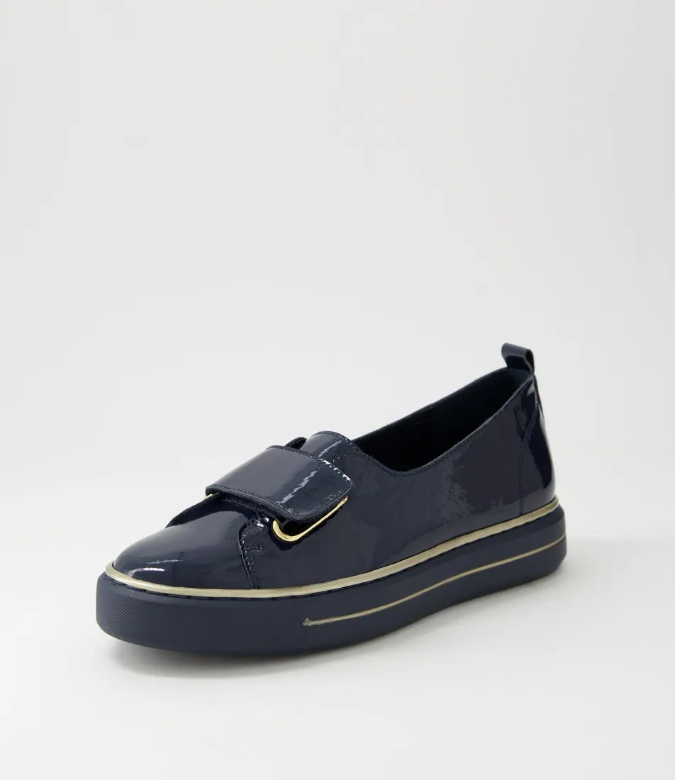 DJANGO & JULIETTE Yummie Navy Patent Leather Sneakers