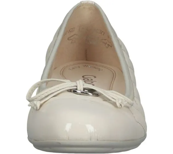 GABOR Damen Echtleder-Slipper gesteppte Ballerina mit Lackleder-Zehenkappe 82.622.20 Beige