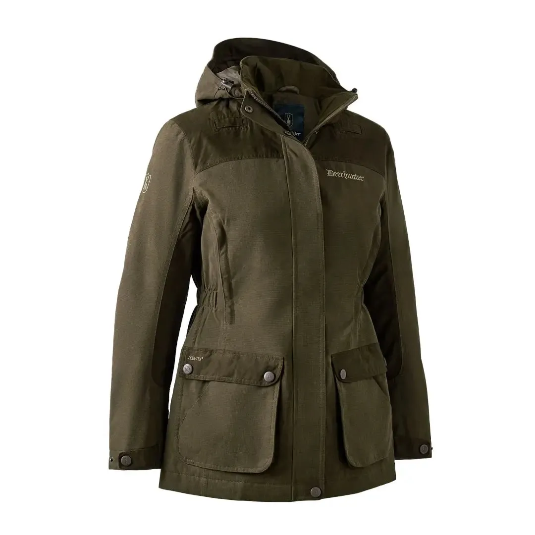 Lady Eagle Jacket: Iconic Style for Female Hunters