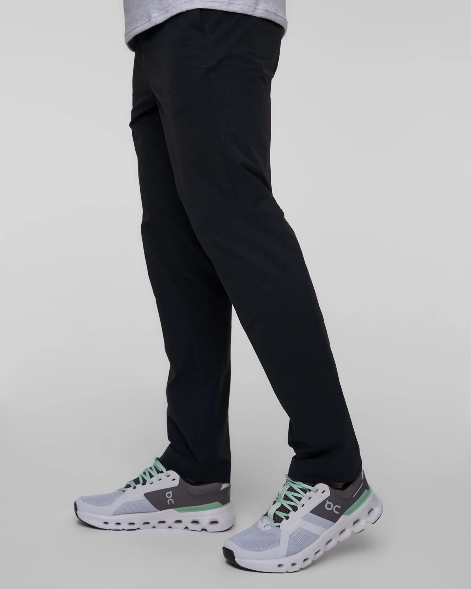 Men's fabric trousers On Running All-day Classic 1ME30430553-black