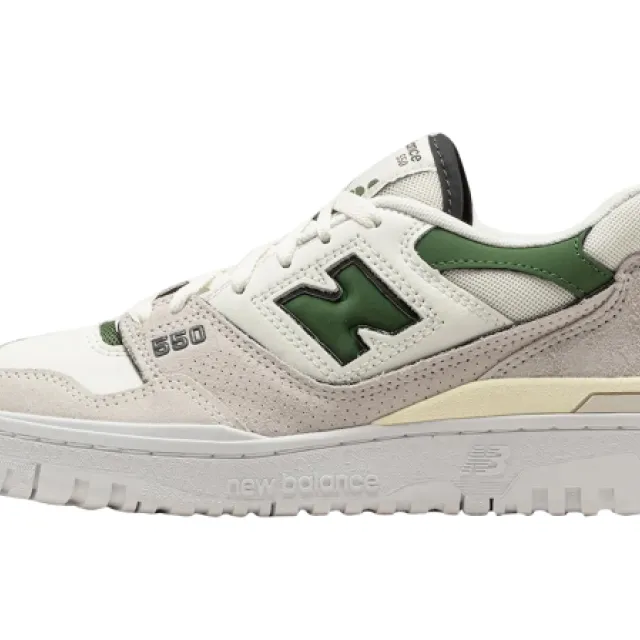 NEW BALANCE 550 WMNS SEA SALT GREEN