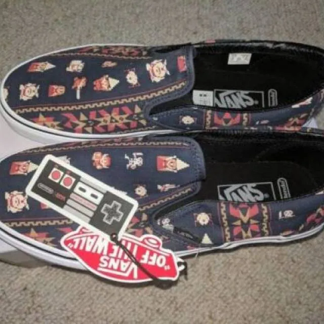 Vans x nintendo legend of zelda parisian nights slip on navy nes retro print 8