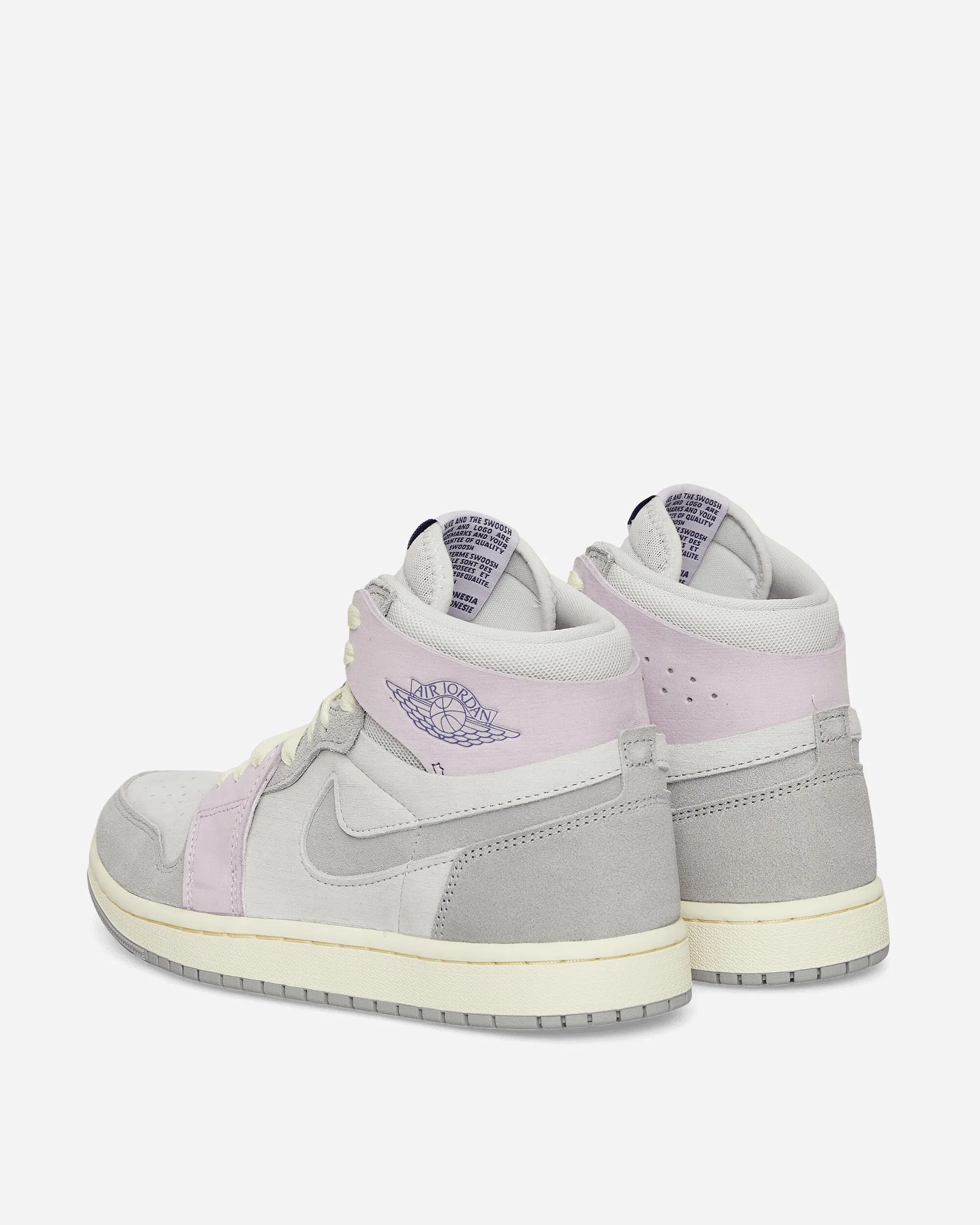 WMNS Air Jordan 1 Zoom Air CMFT 2 Sneakers Photon Dust / Barely Grape